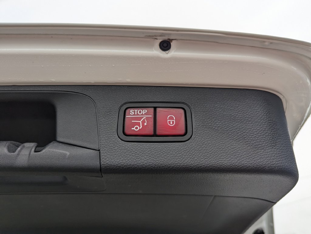 Used 2022 Mercedes-Benz GLC 300 4MATIC image 48
