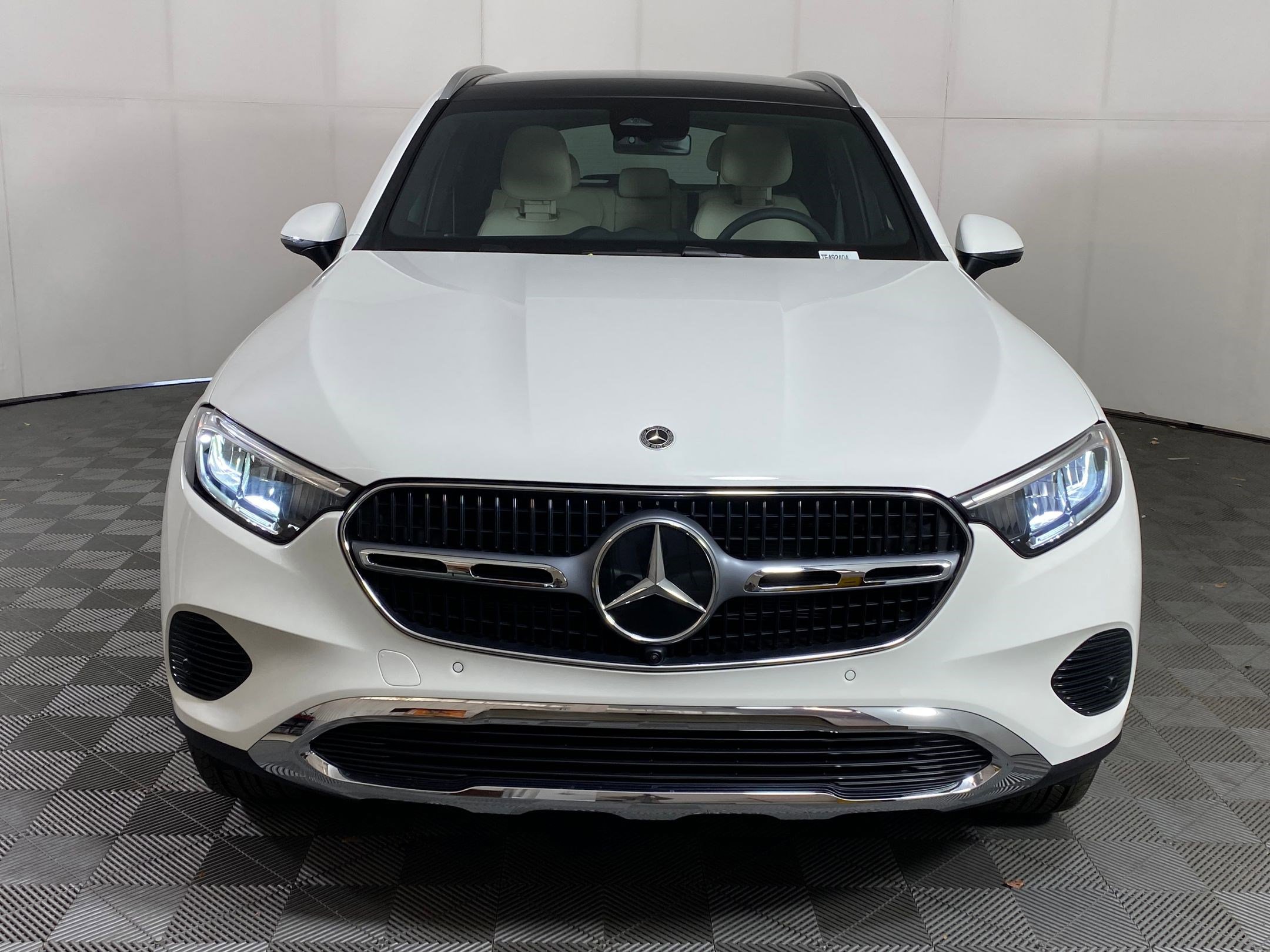 Used 2026 Mercedes-Benz GLC 300 4MATIC image 5