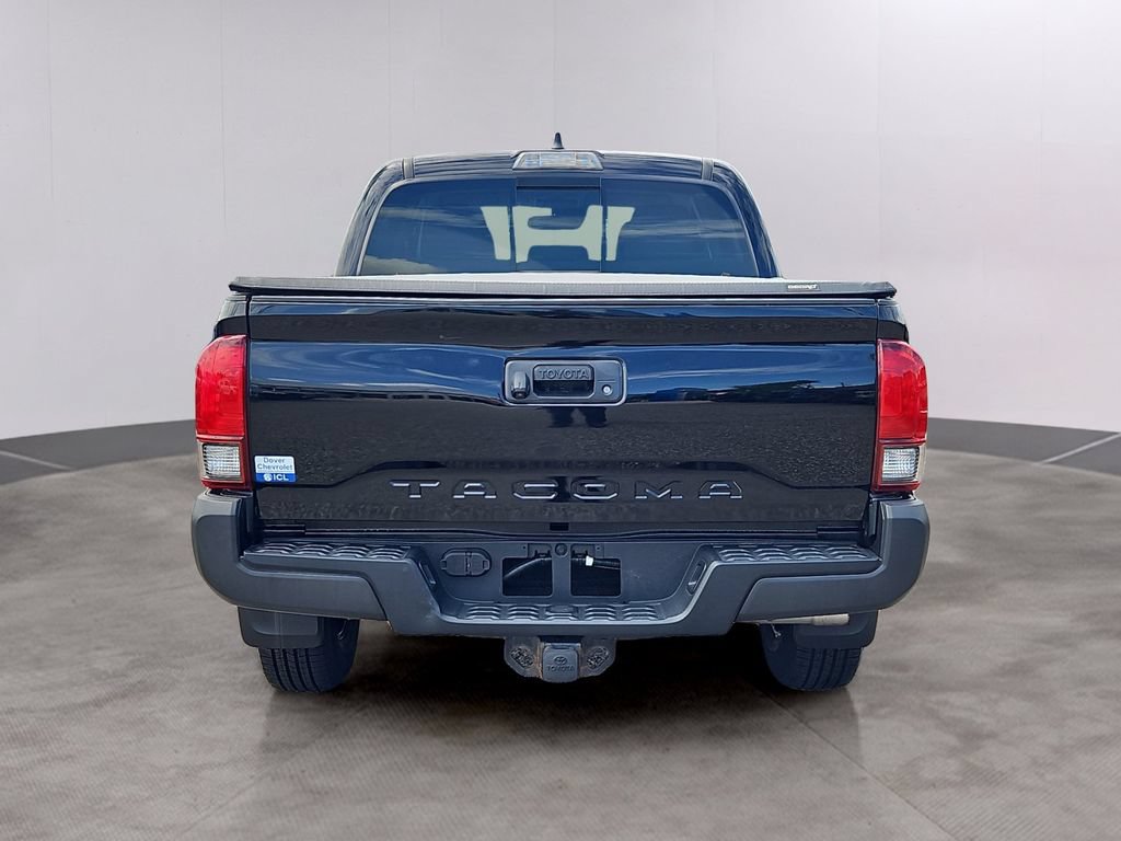 Used 2020 Toyota Tacoma SR5 AWD/4WD image 5