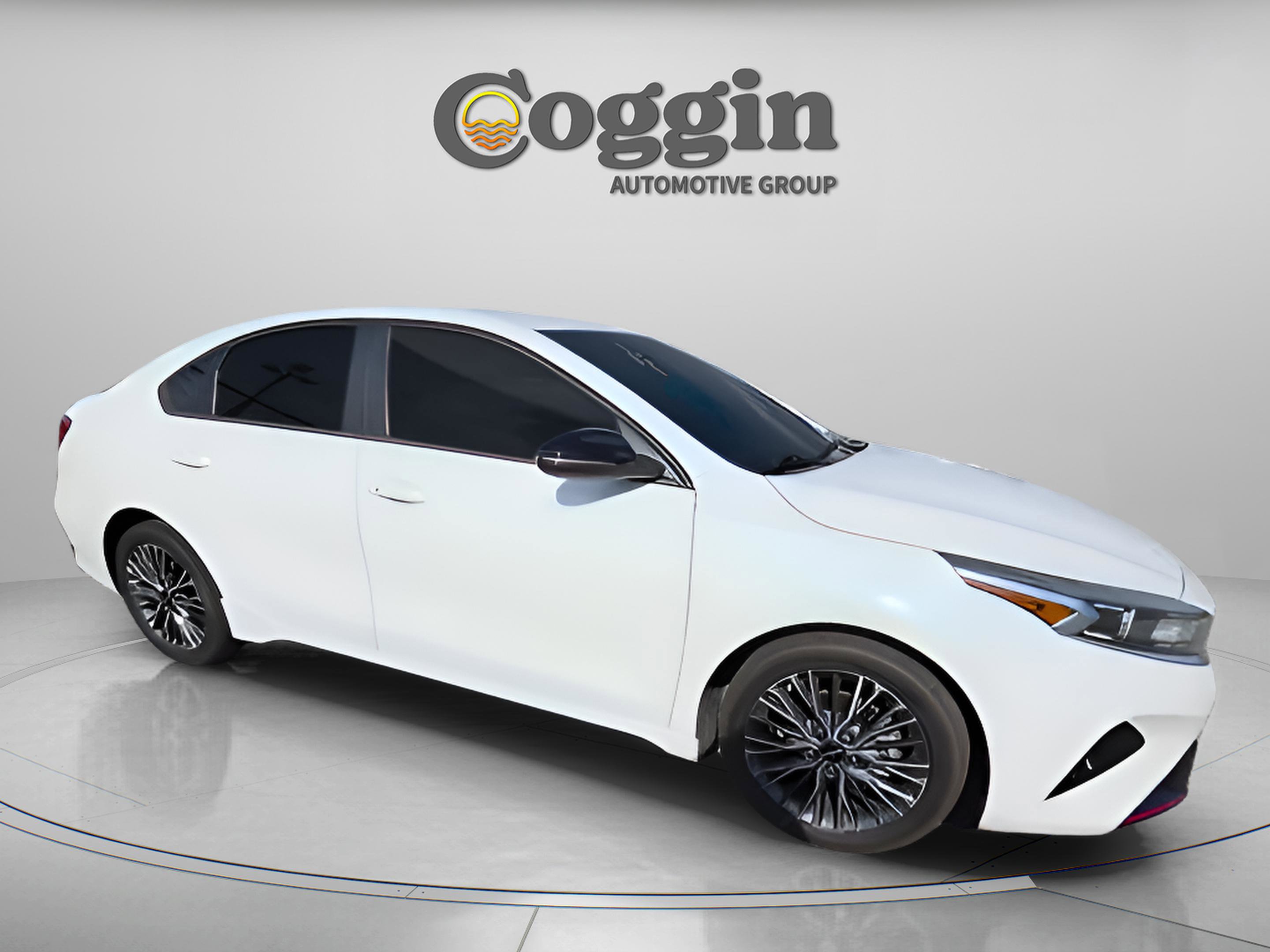 Used 2022 Kia Forte GT-Line w/ GT-Line Premium Package image 15