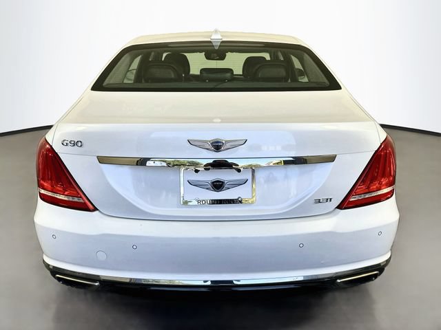 Used 2018 Genesis G90 3.3T Premium RWD image 6