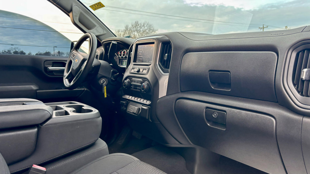 Used 2021 Chevrolet Silverado 1500 Custom w/ Safety Confidence Package image 12