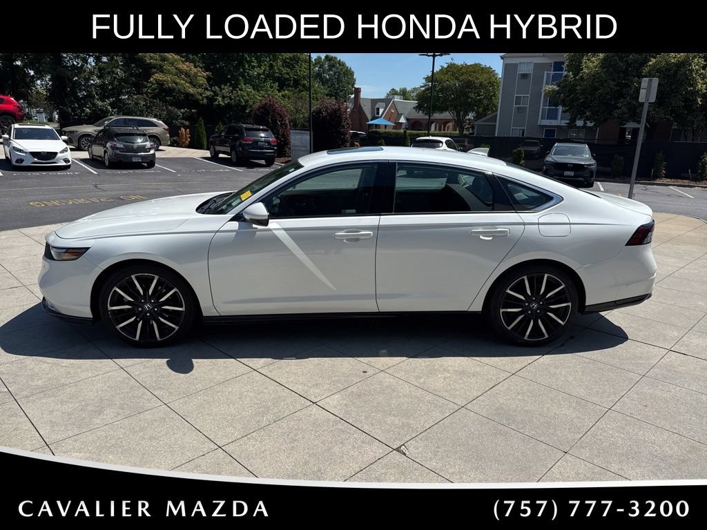 Used 2024 Honda Accord Touring image 4