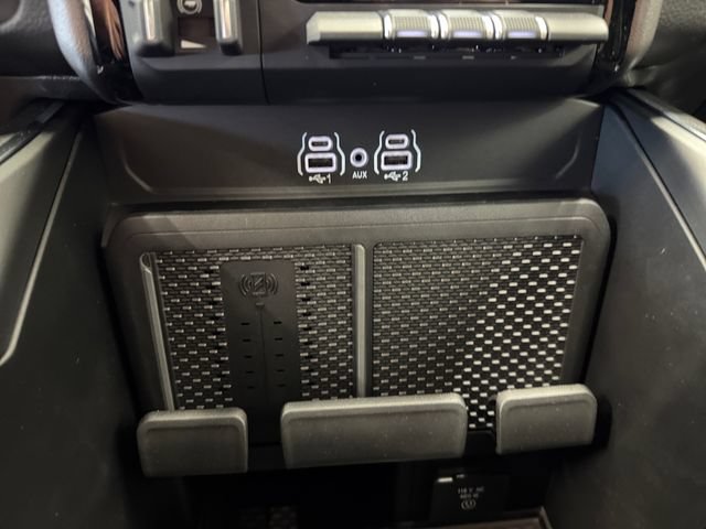 New 2026 RAM 1500 Laramie AWD/4WD image 16