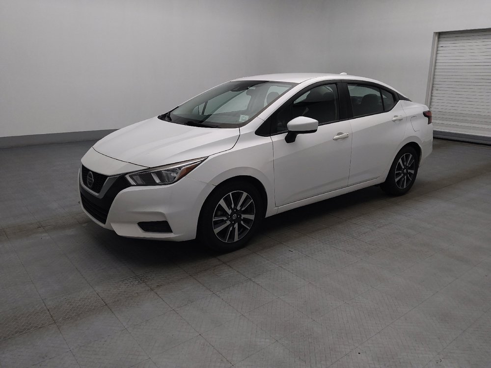 Used 2022 Nissan Versa SV FWD image 2