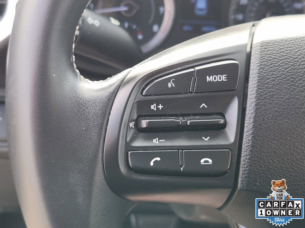 Used 2022 Hyundai Venue Limited w/ Cargo Package image 33