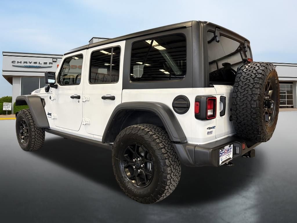 Used 2025 Jeep Wrangler Willys 4xe image 3