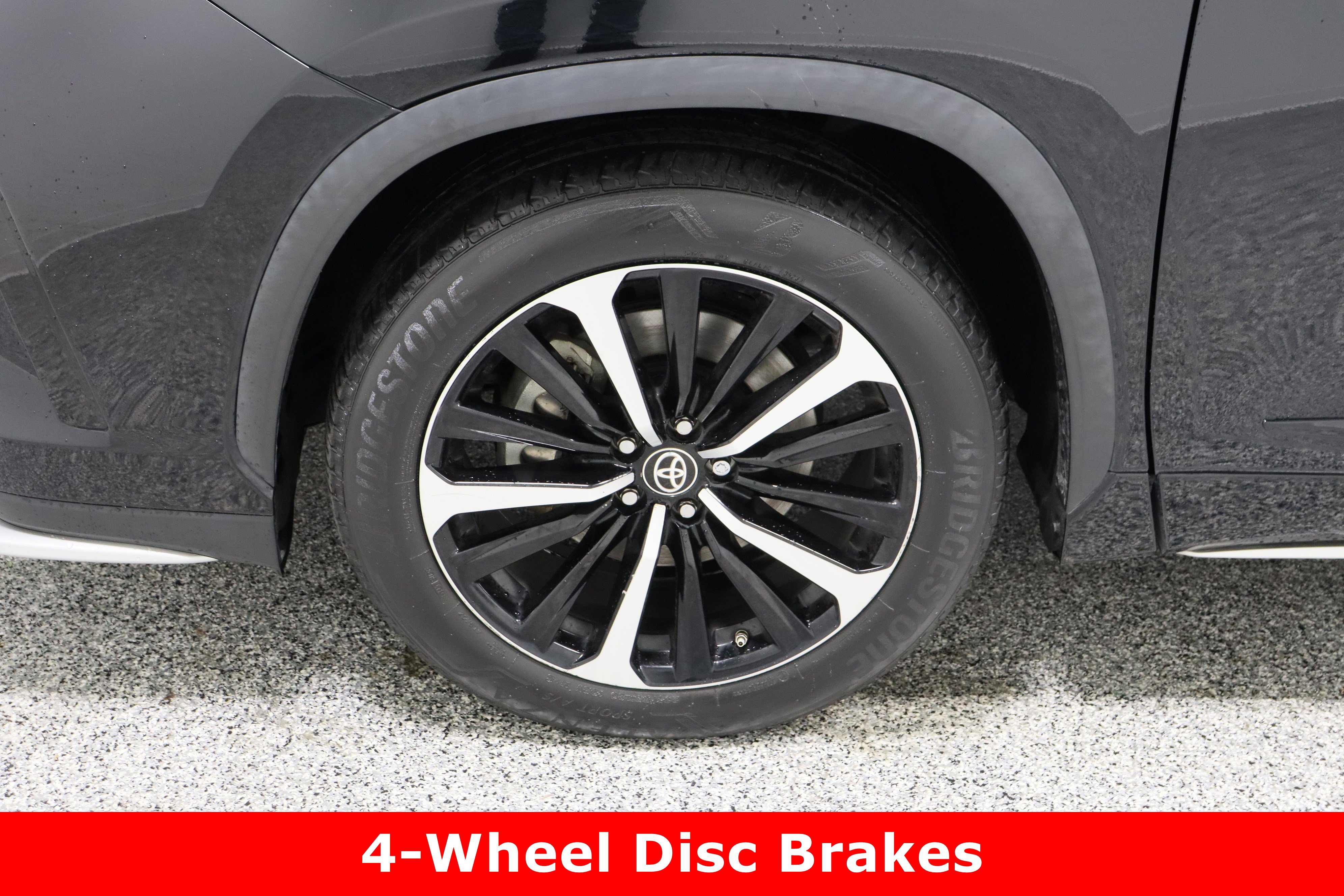 Used 2022 Toyota Highlander XSE image 11