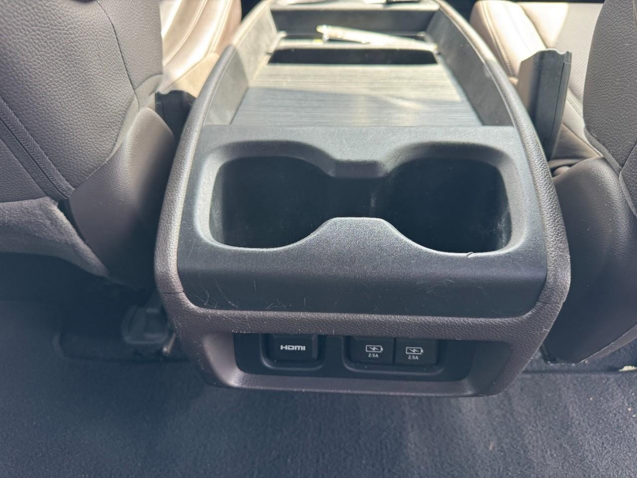 Used 2018 Honda Odyssey Elite image 18
