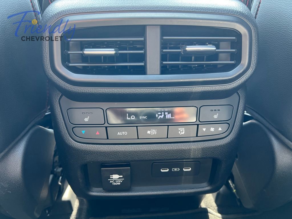 Used 2025 Honda Pilot Black Edition image 29