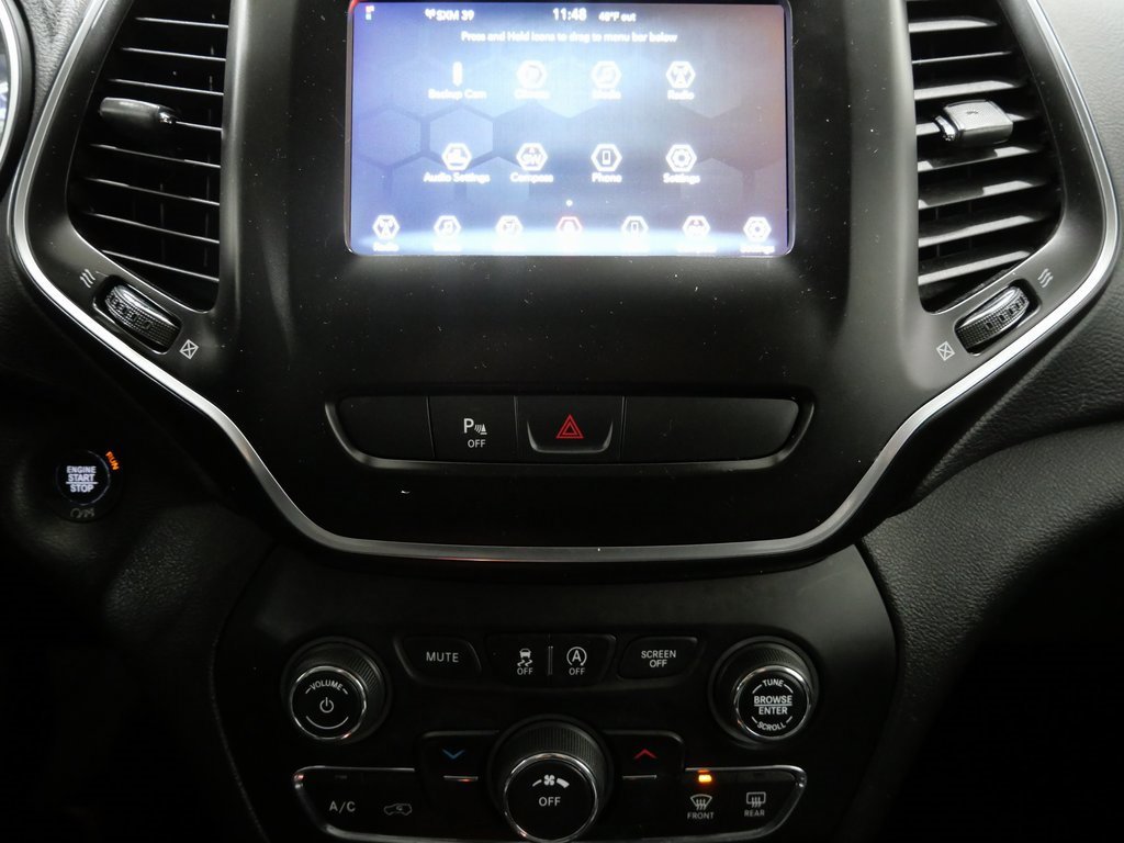 Used 2019 Jeep Cherokee Latitude Plus image 19