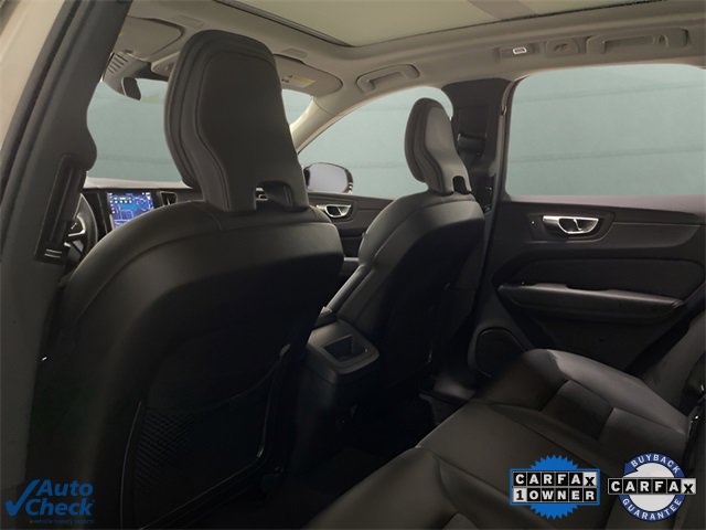 Used 2025 Volvo XC60 B5 Core image 57