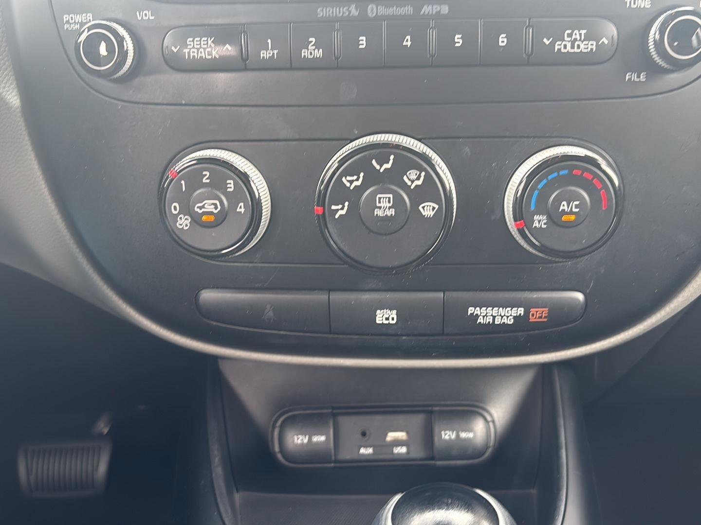 Used 2016 Kia Soul FWD image 16