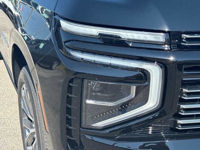 New 2026 Chevrolet Suburban High Country AWD/4WD image 10