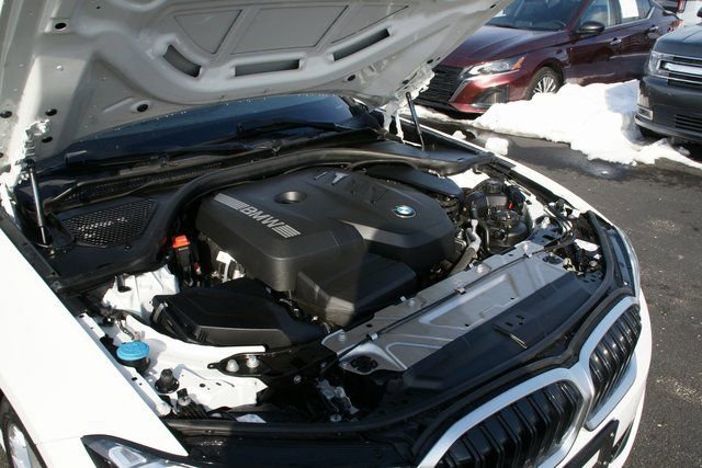 Used 2025 BMW 330i xDrive Sedan image 12