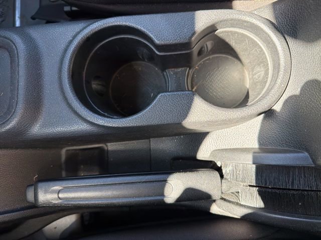 Used 2014 Jeep Wrangler Unlimited Sahara w/ Connectivity Group image 29