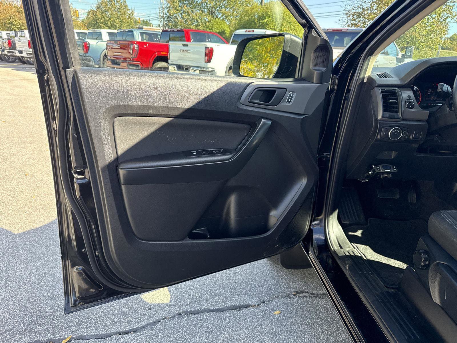 Used 2020 Ford Ranger XL w/ Equipment Group 101A Mid image 11