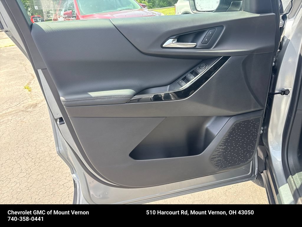 New 2027 Chevrolet Equinox LT AWD/4WD image 13