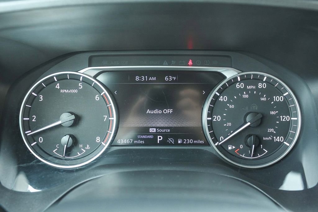 Used 2025 Nissan Rogue SV FWD image 28