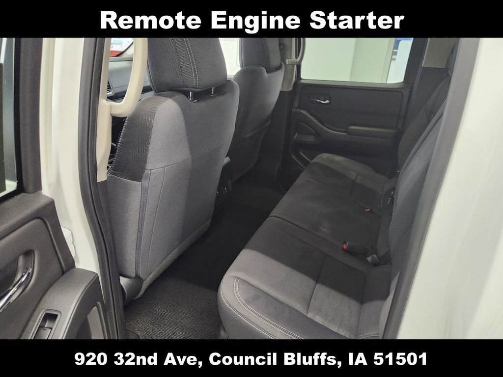 Used 2024 Nissan Frontier SV w/ SV Convenience Package image 11