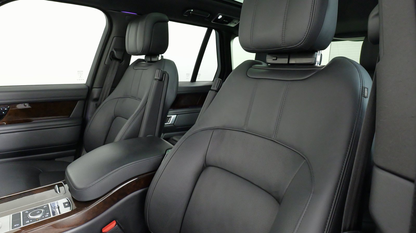 Used 2022 Land Rover Range Rover Westminster Edition image 29