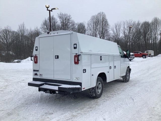 New 2026 Chevrolet Express 3500 w/ Power Convenience Package image 7