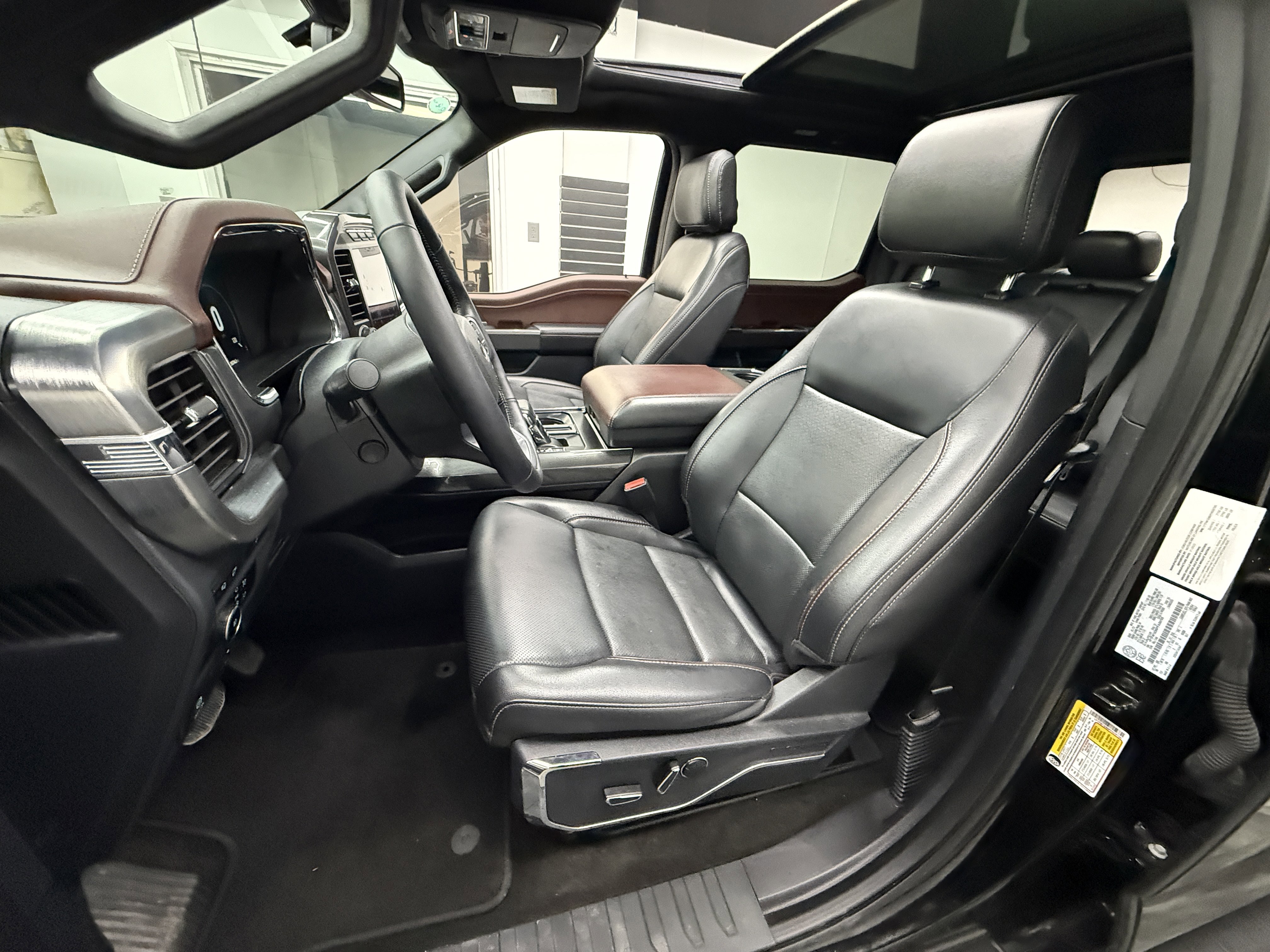 Used 2023 Ford F150 Lariat w/ Equipment Group 502A High AWD/4WD image 13