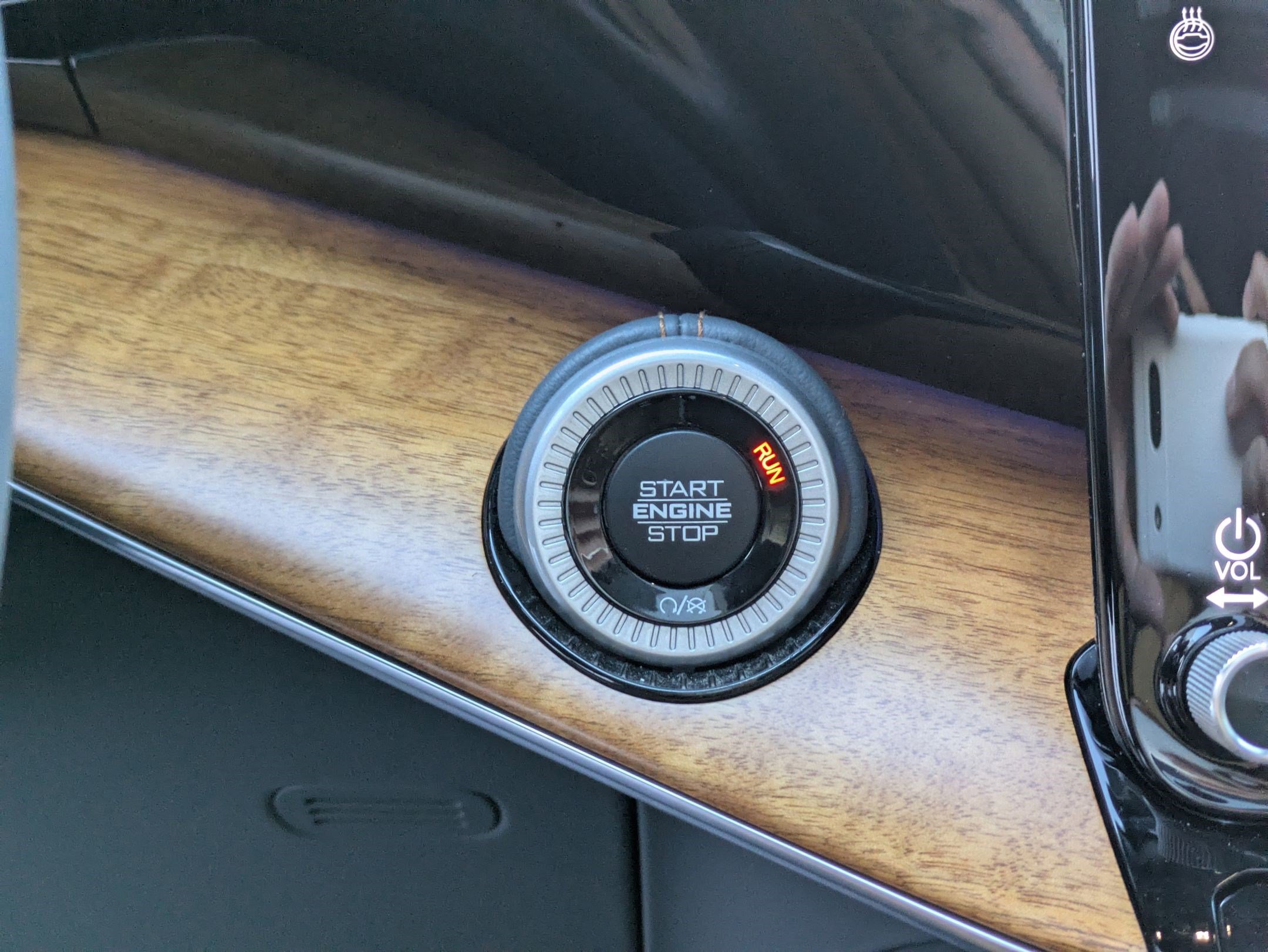 Used 2022 Jeep Grand Wagoneer Series II w/ Convenience Group III image 20