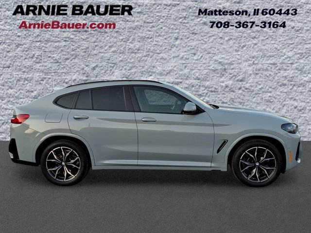 Used 2024 BMW X4 xDrive30i w/ Premium Package AWD/4WD image 4