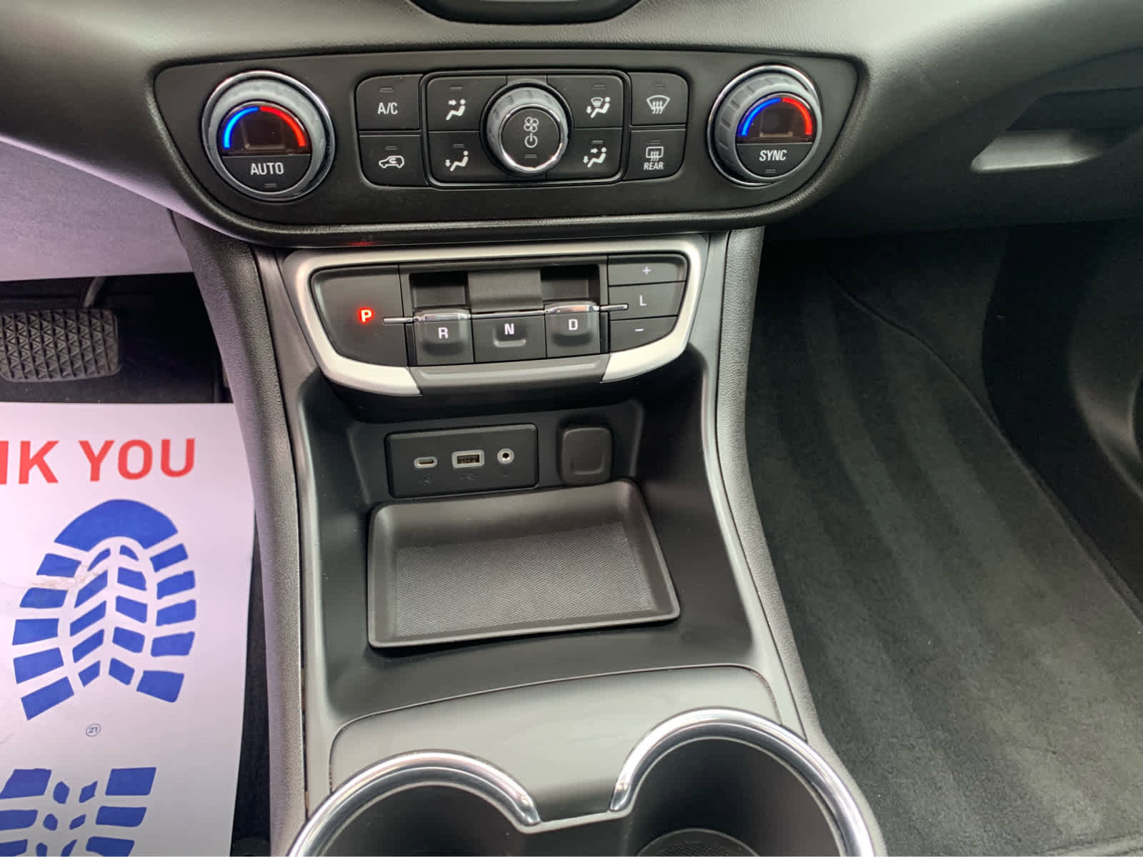 Used 2022 GMC Terrain SLE w/ Driver Convenience Package image 19