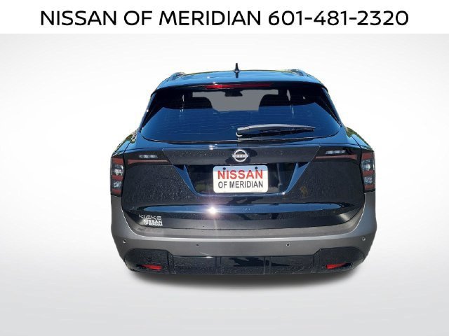 New 2027 Nissan Kicks SR FWD image 4