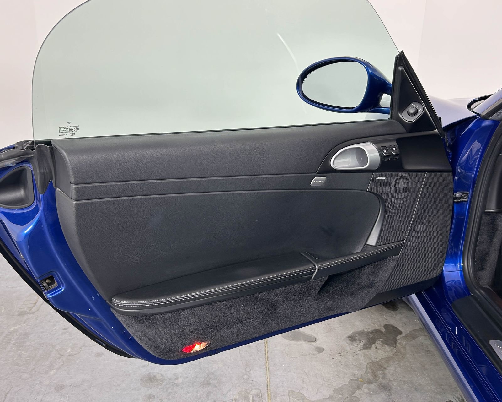 Used 2009 Porsche Boxster S RWD image 14