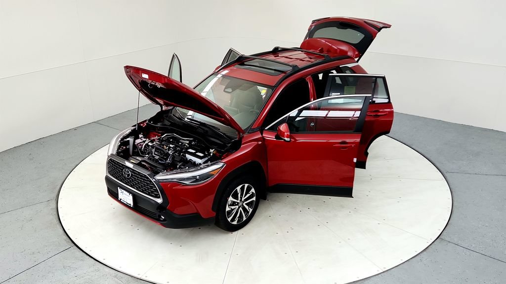 Certified 2023 Toyota Corolla Cross XLE w/ Convenience Package AWD/4WD image 23