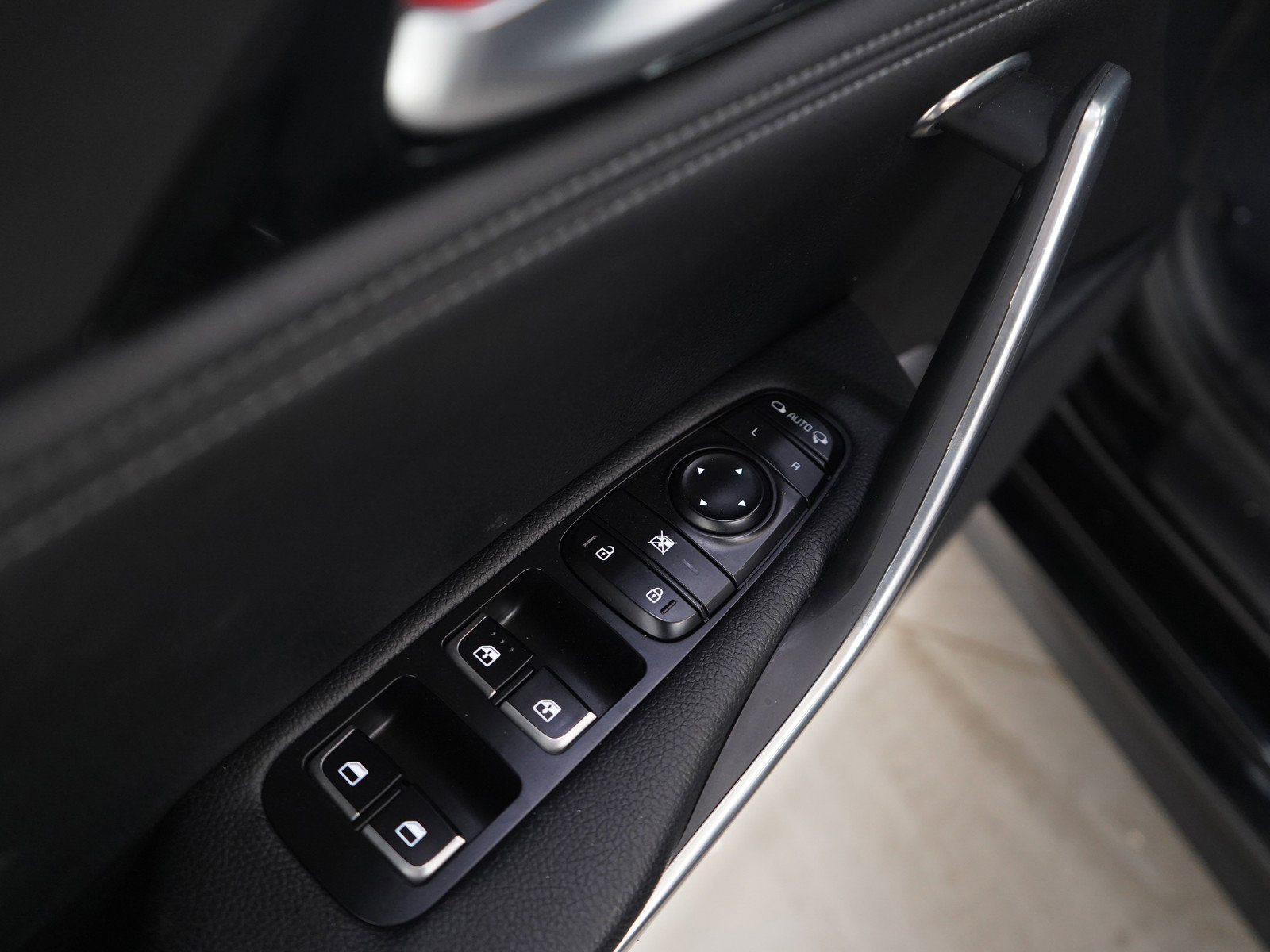 Used 2022 Kia Stinger GT-Line image 20