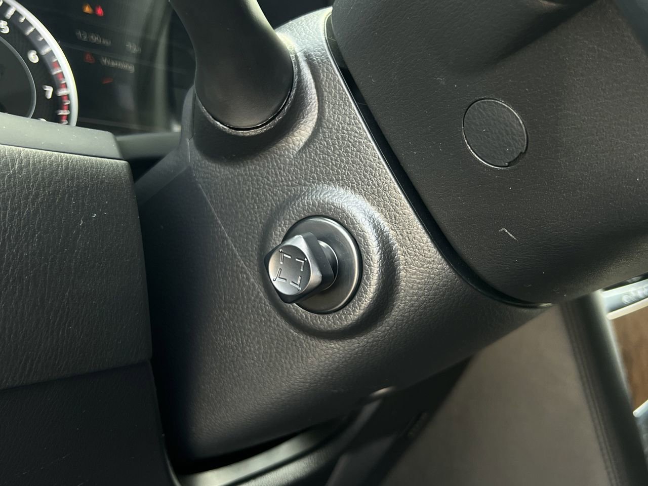 Certified 2024 Nissan Armada SL w/ Captain's Chairs Package image 13