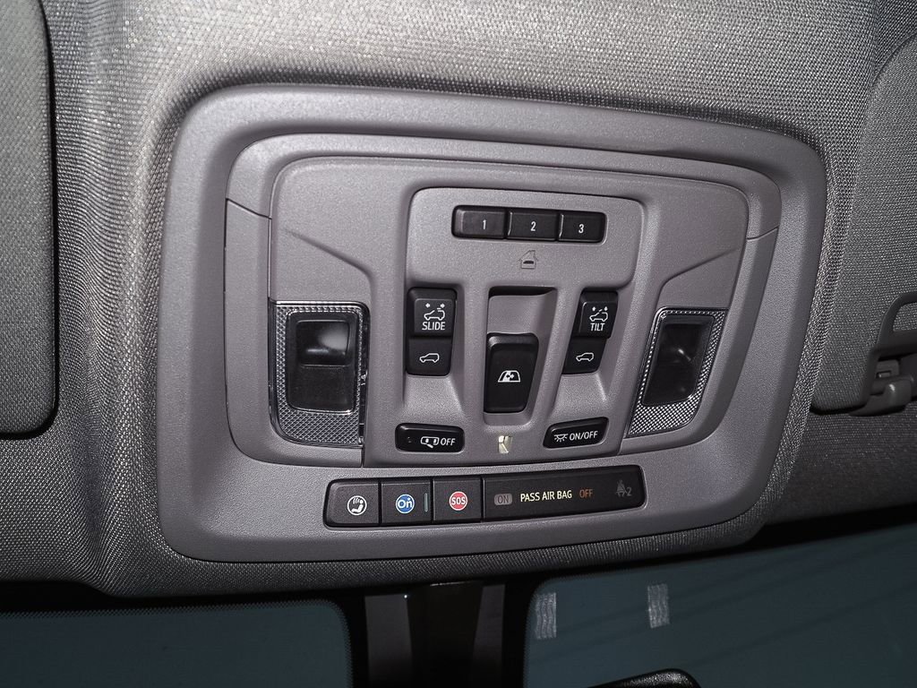 Used 2021 Chevrolet Silverado 2500 LTZ w/ LTZ Convenience Package image 38