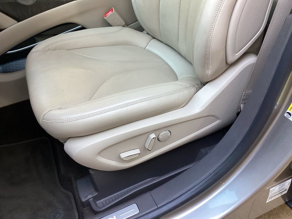 Used 2020 Lincoln Nautilus Reserve w/ Cargo Utility Package image 30