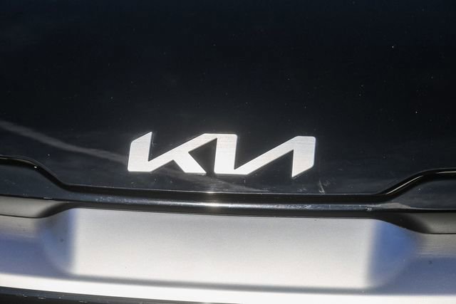 Used 2023 Kia Sportage EX image 7