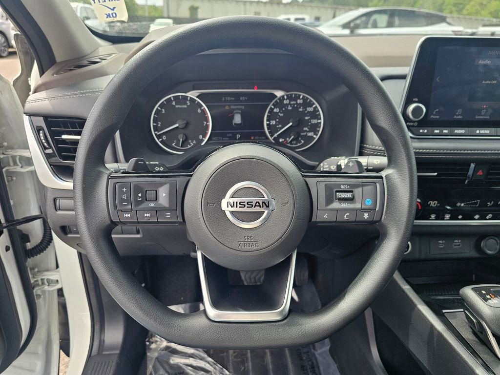 Used 2021 Nissan Rogue SV AWD/4WD image 11