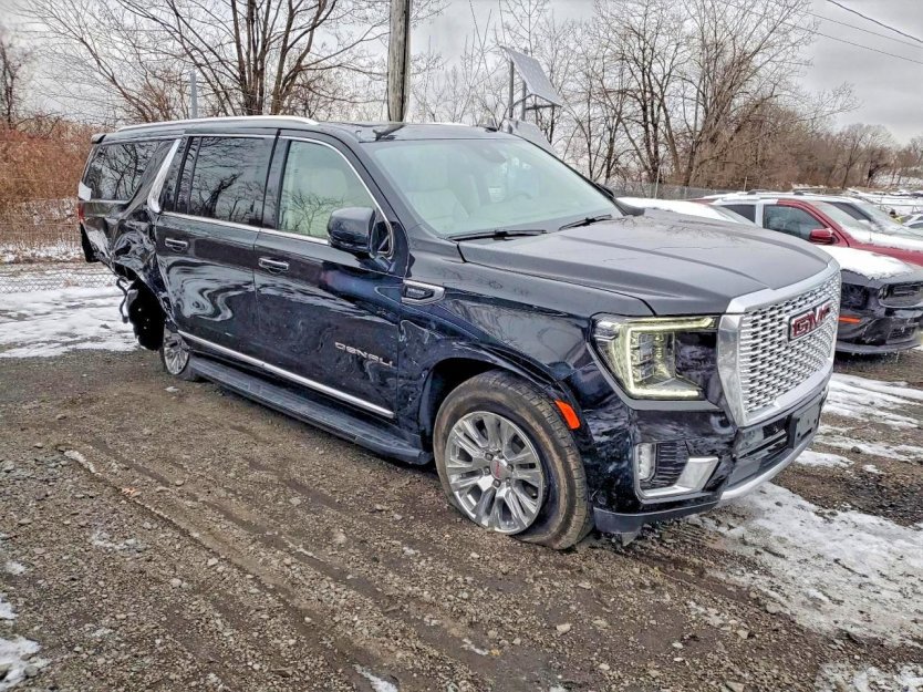 Used 2024 GMC Yukon XL Denali w/ Advanced Technology Package
