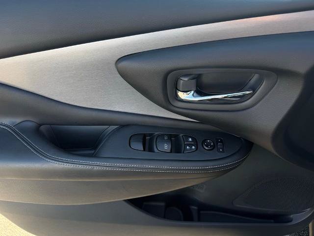 Certified 2024 Nissan Murano SV w/ SV Midnight Edition Package FWD image 20