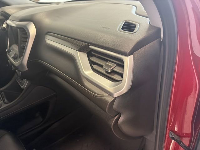 Used 2023 GMC Acadia SLT image 38
