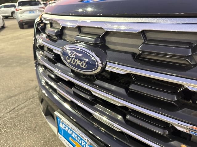 Used 2025 Ford Explorer Active image 34