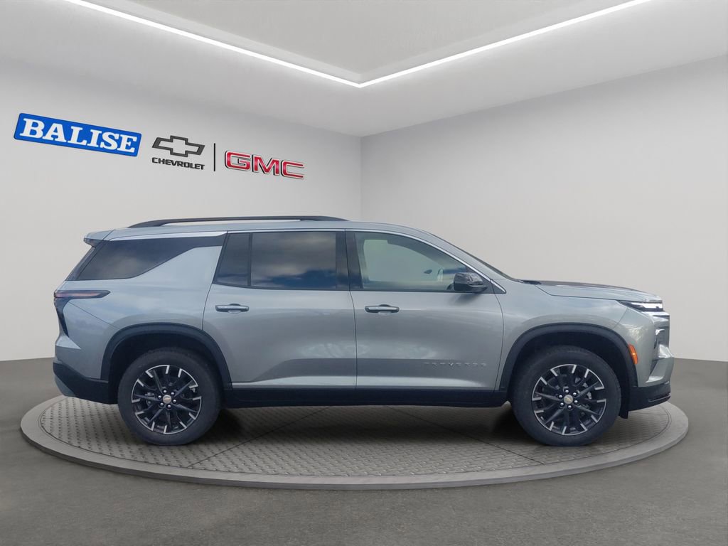 New 2026 Chevrolet Traverse LT w/ Sun and Wheel Package image 5