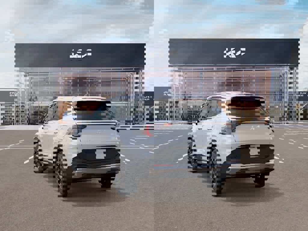 New 2026 Kia Sportage LX image 4