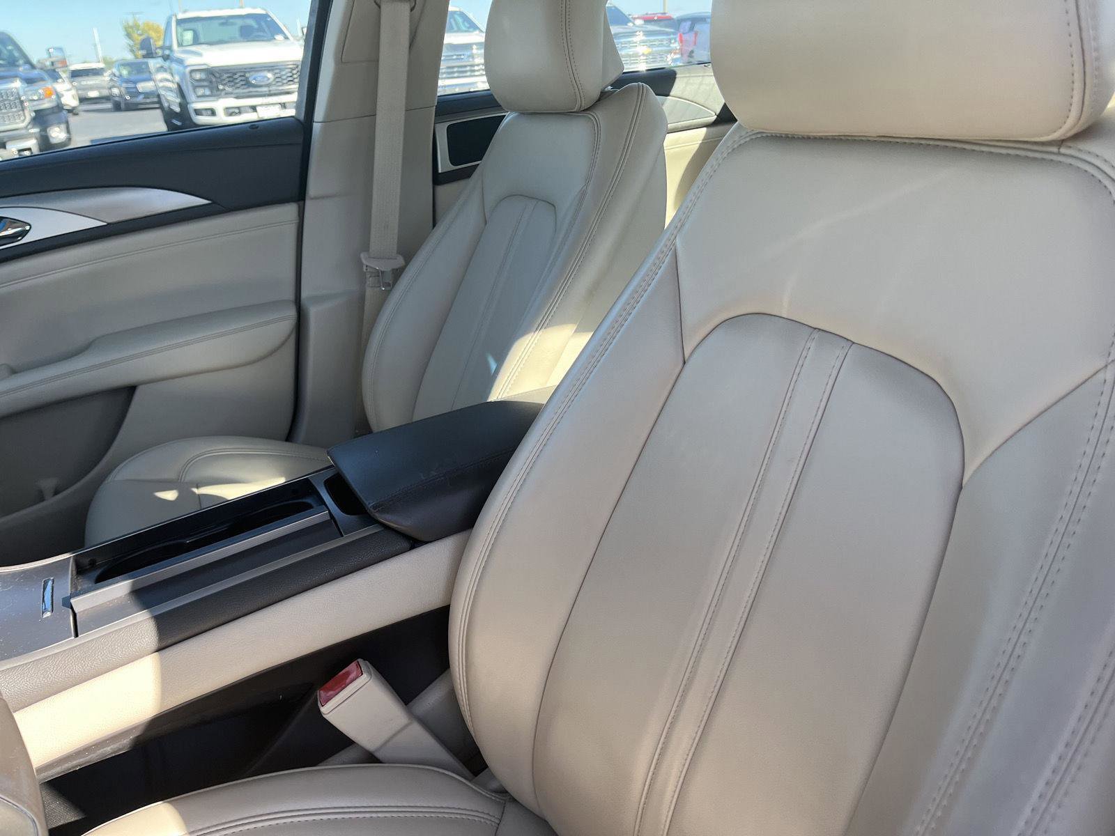 Used 2018 Lincoln MKZ Premiere w/ Magnetic Appearance Package image 13