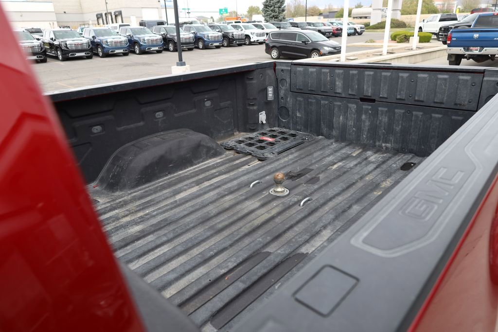 Used 2021 GMC Sierra 3500 SLT w/ SLT Convenience Package AWD/4WD image 21
