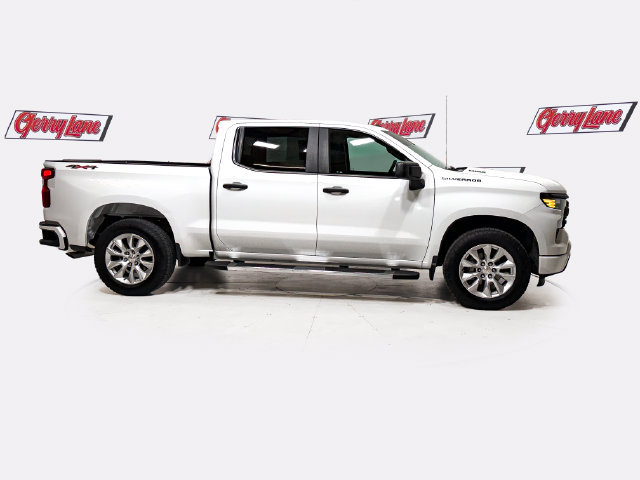 Used 2025 Chevrolet Silverado 1500 Custom AWD/4WD image 3