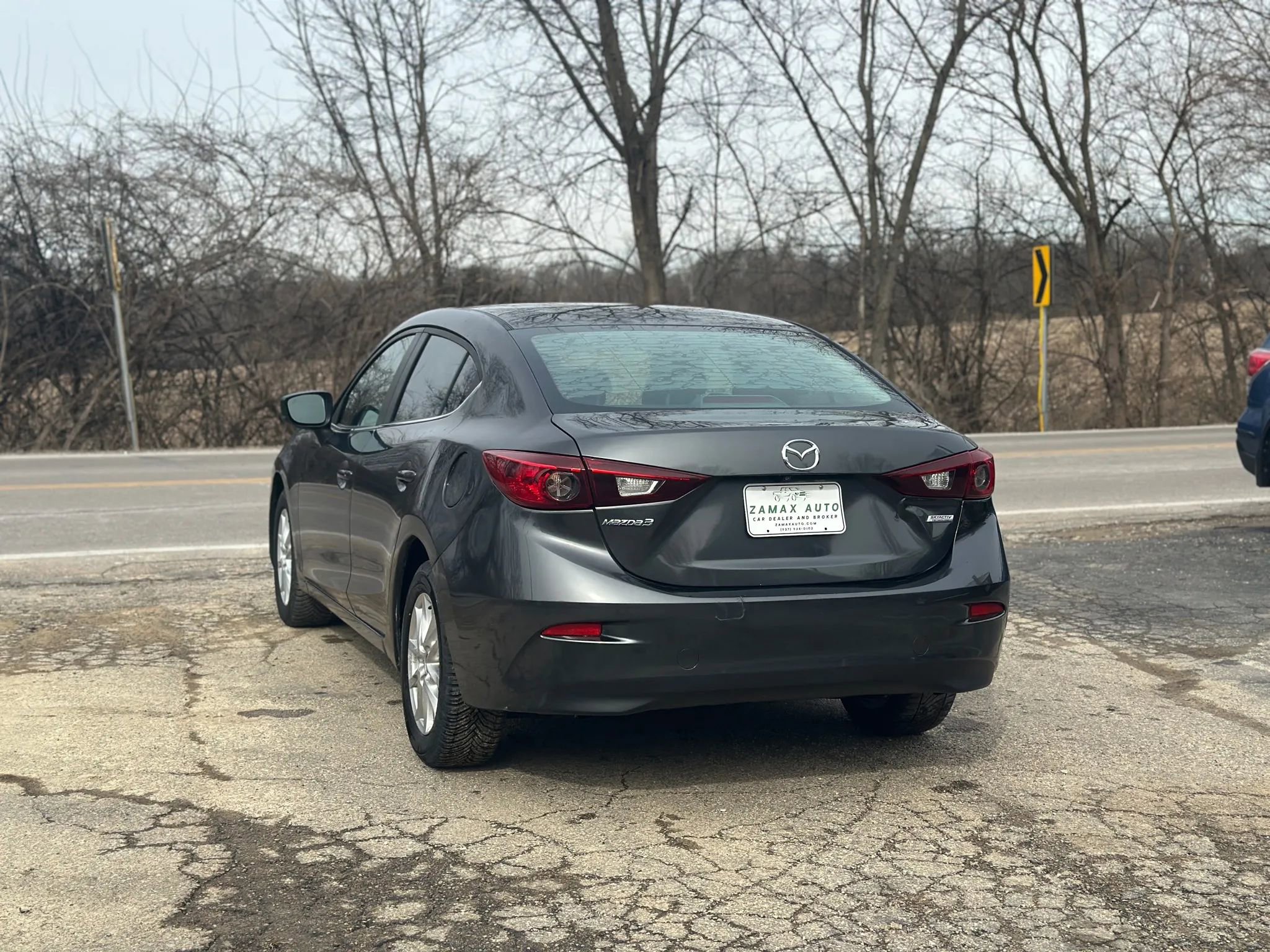 Used 2017 MAZDA MAZDA3 Sport w/ Preferred Equipment Package image 12