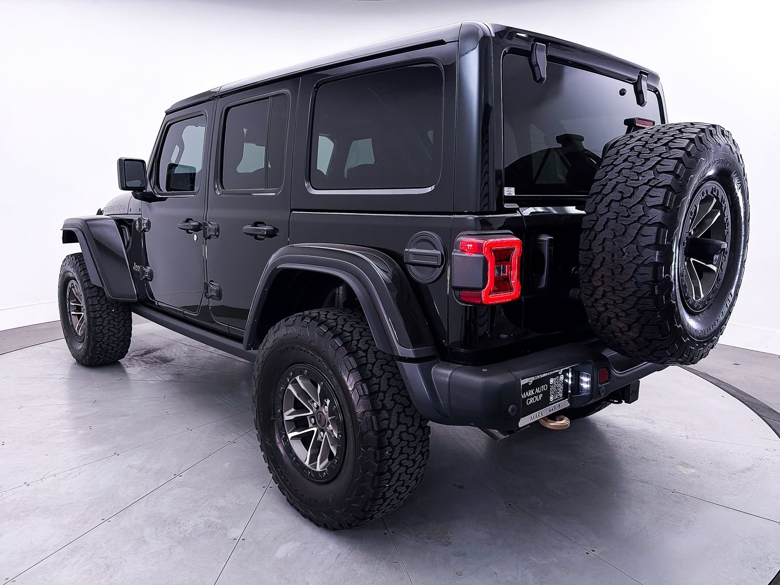 Used 2024 Jeep Wrangler Unlimited Rubicon 392 AWD/4WD image 27